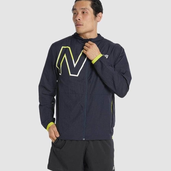 BRAND NEW men new balance printed impact run packable light jacket size XL - Picture 3 of 9